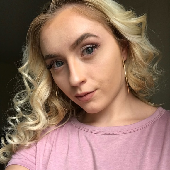 Meet your Posher, Madalyn - Picture 8 of 8